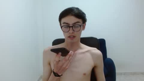 Snapshot of stiv_grant chatting on April 28, 2026, 2:27 am stiv_grant online show from April 28, 2026, 2:27 am