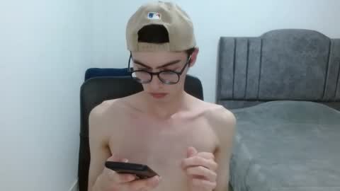 Snapshot of stiv_grant chatting on May 26, 2026, 2:07 am stiv_grant online show from May 26, 2026, 2:07 am