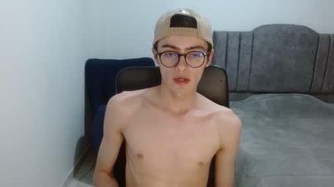 Snapshot of stiv_grant chatting on June 5, 2026, 1:56 am stiv_grant online show from June 5, 2026, 1:56 am