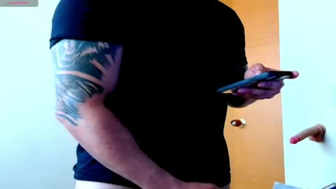 stiven253958 online show from May 29, 2026, 4:49 pm
