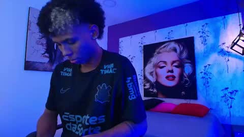 Stiven  online show from October 14, 2025, 3:29 am