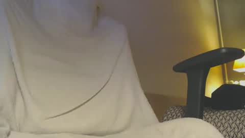 stivglatpik online show from February 26, 2025, 8:33 pm