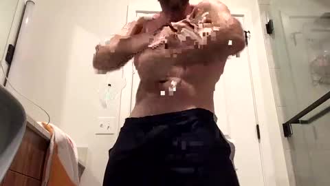 stlhotwifeguy online show from February 12, 2025, 5:58 pm