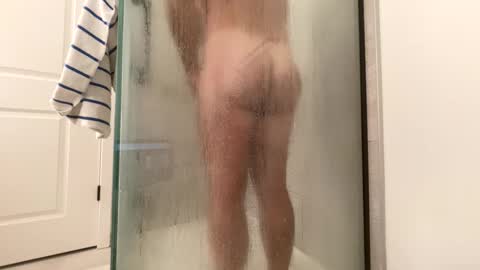 stlhotwifeguy online show from September 22, 2025, 5:04 pm