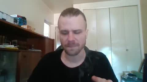 stockingsnfeet online show from May 9, 2026, 12:10 pm