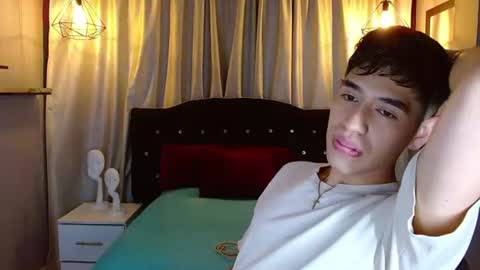 Axel online show from July 2, 2026, 7:31 pm
