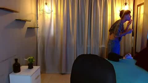 Axel online show from July 4, 2026, 7:09 pm