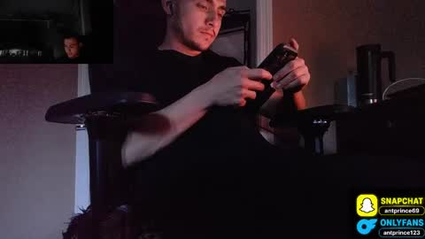 Snapshot of stoner394 chatting on May 18, 2026, 2:45 pm stoner394 online show from May 18, 2026, 2:45 pm