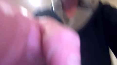 Stoodley22 online show from October 5, 2025, 6:17 pm