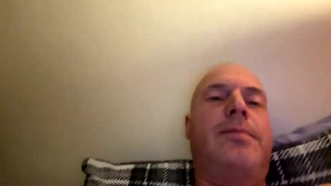 Stoodley22 online show from April 15, 2026, 7:58 pm