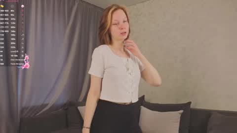 Luna online show from March 22, 2026, 1:03 pm