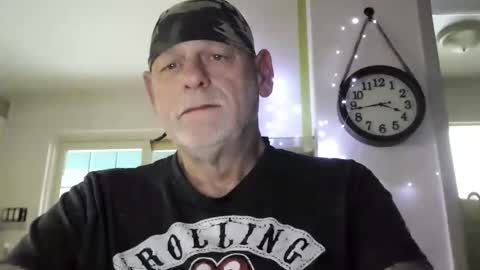 stormynorm14 online show from December 1, 2024, 8:42 pm