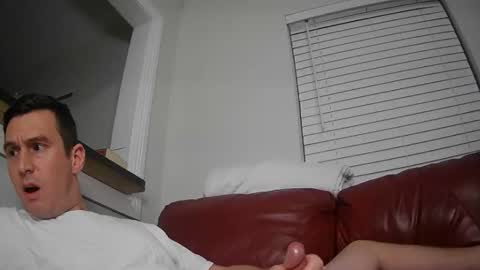 Snapshot of str8stuntcox chatting on January 12, 2026, 1:44 am Str8StuntCox online show from January 12, 2026, 1:44 am