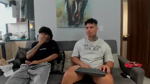 straight__friends online show from July 3, 2026, 1:50 pm