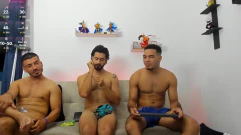 straight__friends online show from July 28, 2026, 2:29 am