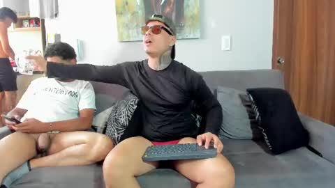 straight__friends online show from July 28, 2026, 2:13 pm