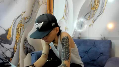 Snapshot of straightboy_nick chatting on September 29, 2025, 7:13 am NICK online show from September 29, 2025, 7:13 am