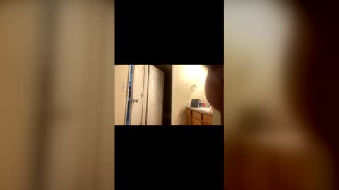 Snapshot of straightcurious80 chatting on January 10, 2026, 5:15 pm straightcurious80 online show from January 10, 2026, 5:15 pm