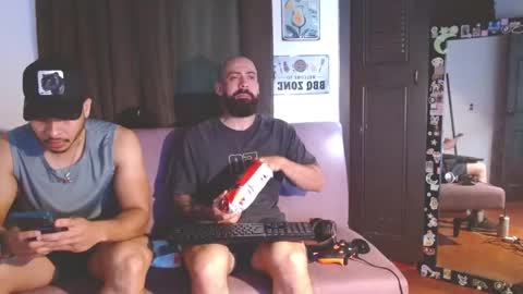 Snapshot of straightopenminds chatting on December 20, 2025, 7:10 pm straightopenminds online show from December 20, 2025, 7:10 pm