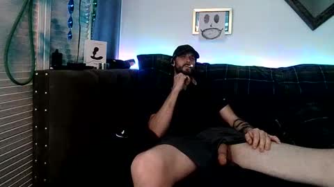 straitpipermann22 online show from April 20, 2026, 5:16 pm