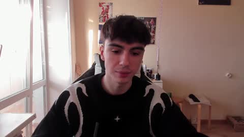 Snapshot of stralght_twinks chatting on January 18, 2025, 9:34 am Ray online show from January 18, 2025, 9:34 am