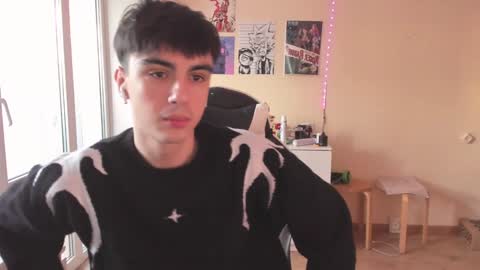 Snapshot of stralght_twinks chatting on January 20, 2025, 8:09 am Ray online show from January 20, 2025, 8:09 am