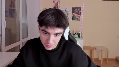 Snapshot of stralght_twinks chatting on January 25, 2025, 6:24 pm Ray online show from January 25, 2025, 6:24 pm