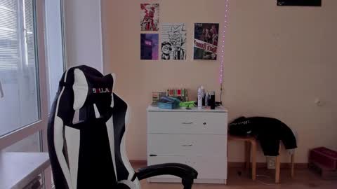 Snapshot of stralght_twinks chatting on February 3, 2025, 1:19 pm Ray online show from February 3, 2025, 1:19 pm