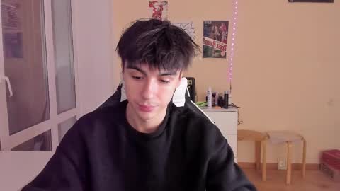 Snapshot of stralght_twinks chatting on February 13, 2025, 3:14 pm Ray online show from February 13, 2025, 3:14 pm