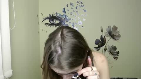 Amalia online show from December 2, 2024, 1:13 pm