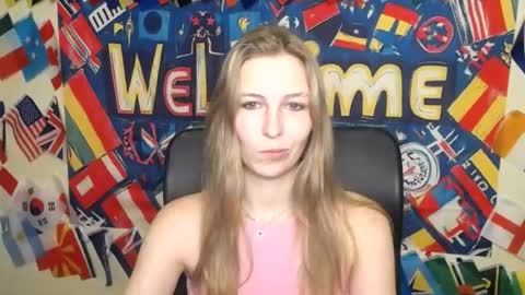 Snapshot of stranger_giirl chatting on July 13, 2026, 6:16 am Amalia online show from July 13, 2026, 6:16 am