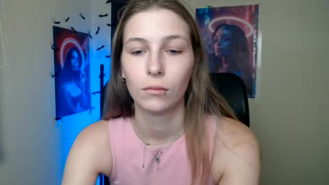 Snapshot of stranger_giirl chatting on July 22, 2026, 6:16 am Amalia online show from July 22, 2026, 6:16 am