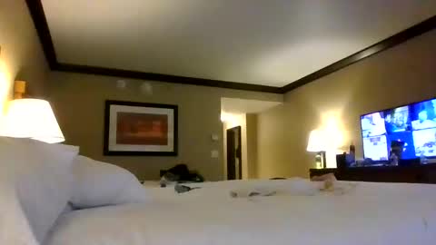 Snapshot of strangestslut chatting on October 20, 2025, 12:22 am strangestslut online show from October 20, 2025, 12:22 am