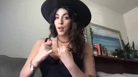 Angel Baby online show from October 31, 2025, 7:59 pm