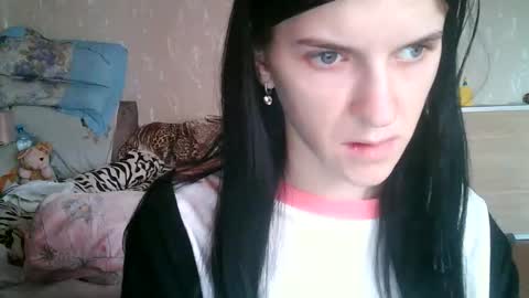 Snapshot of strawberry_storm chatting on March 30, 2026, 1:23 pm Strawberry Storm online show from March 30, 2026, 1:23 pm