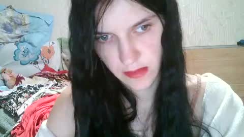 Snapshot of strawberry_storm chatting on April 15, 2026, 8:09 pm Strawberry Storm online show from April 15, 2026, 8:09 pm