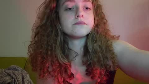 Snapshot of strawberrylotsacake chatting on September 25, 2025, 11:41 pm Strawberrylotsacake online show from September 25, 2025, 11:41 pm