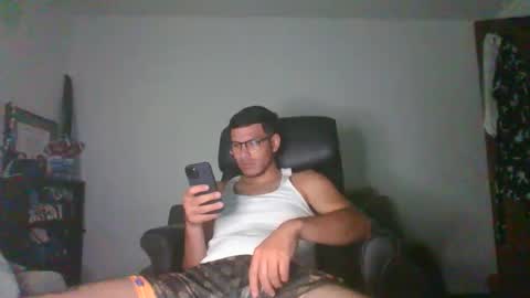 Snapshot of strokingdaddy4 chatting on April 8, 2026, 1:00 pm strokingdaddy4 online show from April 8, 2026, 1:00 pm