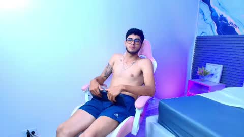 Javier online show from June 9, 2026, 12:50 pm