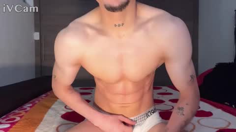 Snapshot of stronghardlatino chatting on April 28, 2026, 4:12 pm stronghardlatino online show from April 28, 2026, 4:12 pm