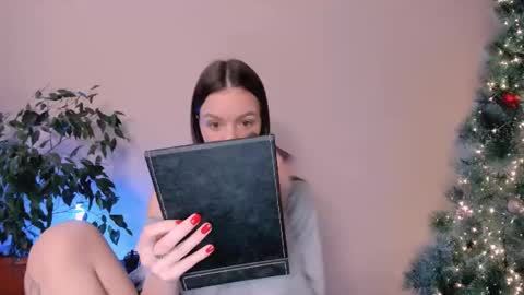 Mary online show from December 28, 2024, 7:33 am