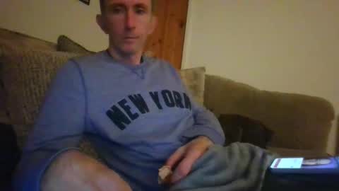 Snapshot of stuuuey73 chatting on November 30, 2025, 10:36 pm stuuuey73 online show from November 30, 2025, 10:36 pm