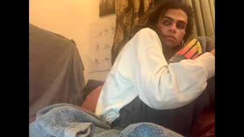 Snapshot of stxllaxcx chatting on October 7, 2025, 10:34 am stxllaxcx online show from October 7, 2025, 10:34 am