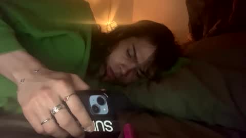 stxllaxcx online show from April 22, 2026, 8:50 am