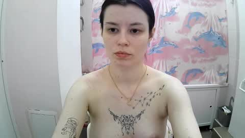 Eva online show from October 22, 2025, 4:18 pm