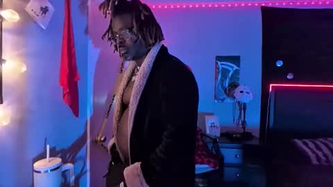 Snapshot of suavechocolatecity chatting on December 4, 2025, 2:54 am Hot Chocolate online show from December 4, 2025, 2:54 am