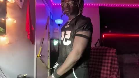 Snapshot of suavechocolatecity chatting on December 22, 2025, 6:43 am Hot Chocolate online show from December 22, 2025, 6:43 am