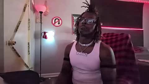 Snapshot of suavechocolatecity chatting on January 13, 2026, 7:41 pm Hot Chocolate online show from January 13, 2026, 7:41 pm