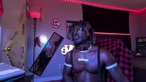 Snapshot of suavechocolatecity chatting on February 15, 2026, 1:41 pm Hot Chocolate online show from February 15, 2026, 1:41 pm