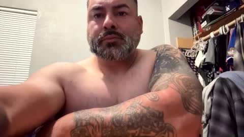 Snapshot of suavecito67 chatting on April 15, 2026, 2:51 am suavecito67 online show from April 15, 2026, 2:51 am